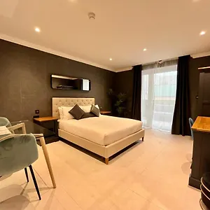 Sliema Studios Apart-hotel