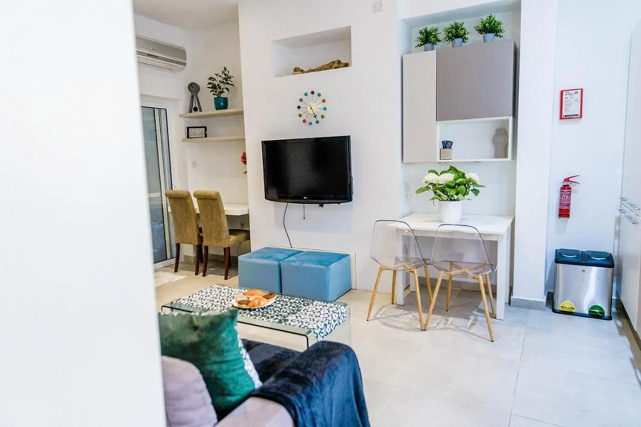 Spacious Studio Apartment Sliema